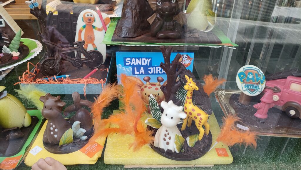 Sortida anem a veure les mones de pasqua!!